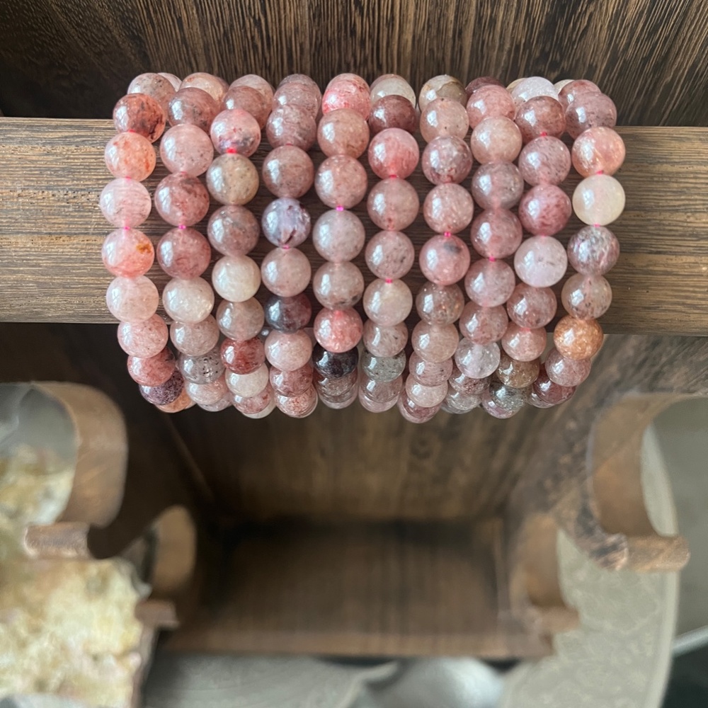 Strawberry Quartz Bracelet - Picture 3 of 3